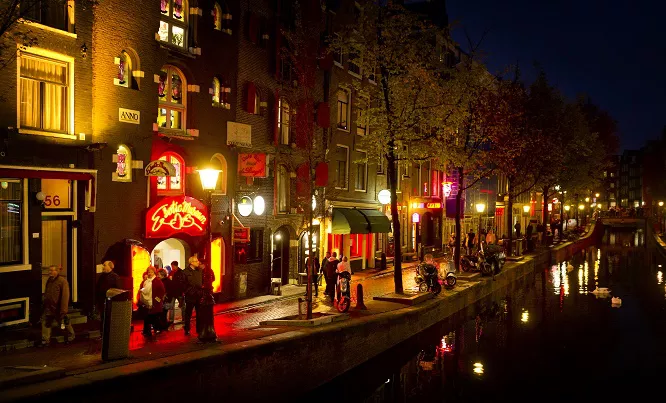 Il Red Light District di Amsterdam, dove si trova