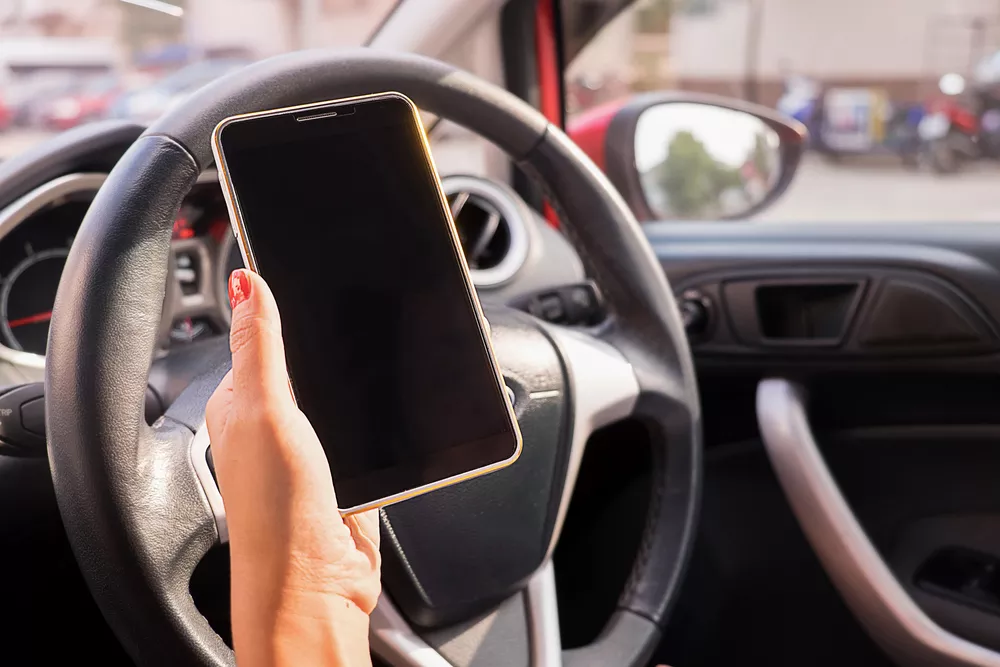 Smartphoners: l'app che ti premia se non usi il telefono mentre guidi