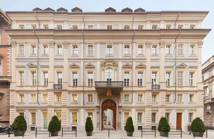 Cosa vedere a Torino, Palazzo Valperga Galleani la casa più bella del mondo