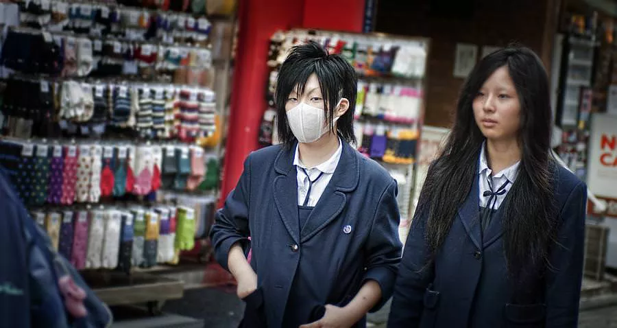Perché i giapponesi portano le mascherine chirurgiche?