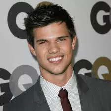 - 2 Breaking Dawn: intervista made in Usa a Taylor Lautner