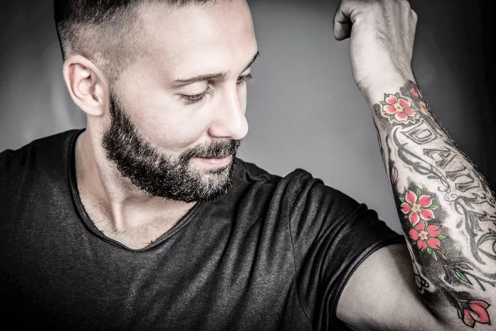 Tatuaggi con fiori: significato e consigli