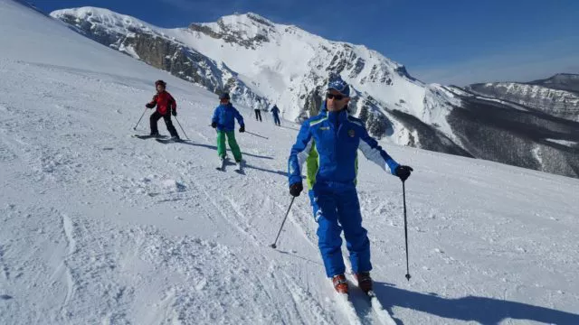 Come iniziare a sciare: tecnica e consigli