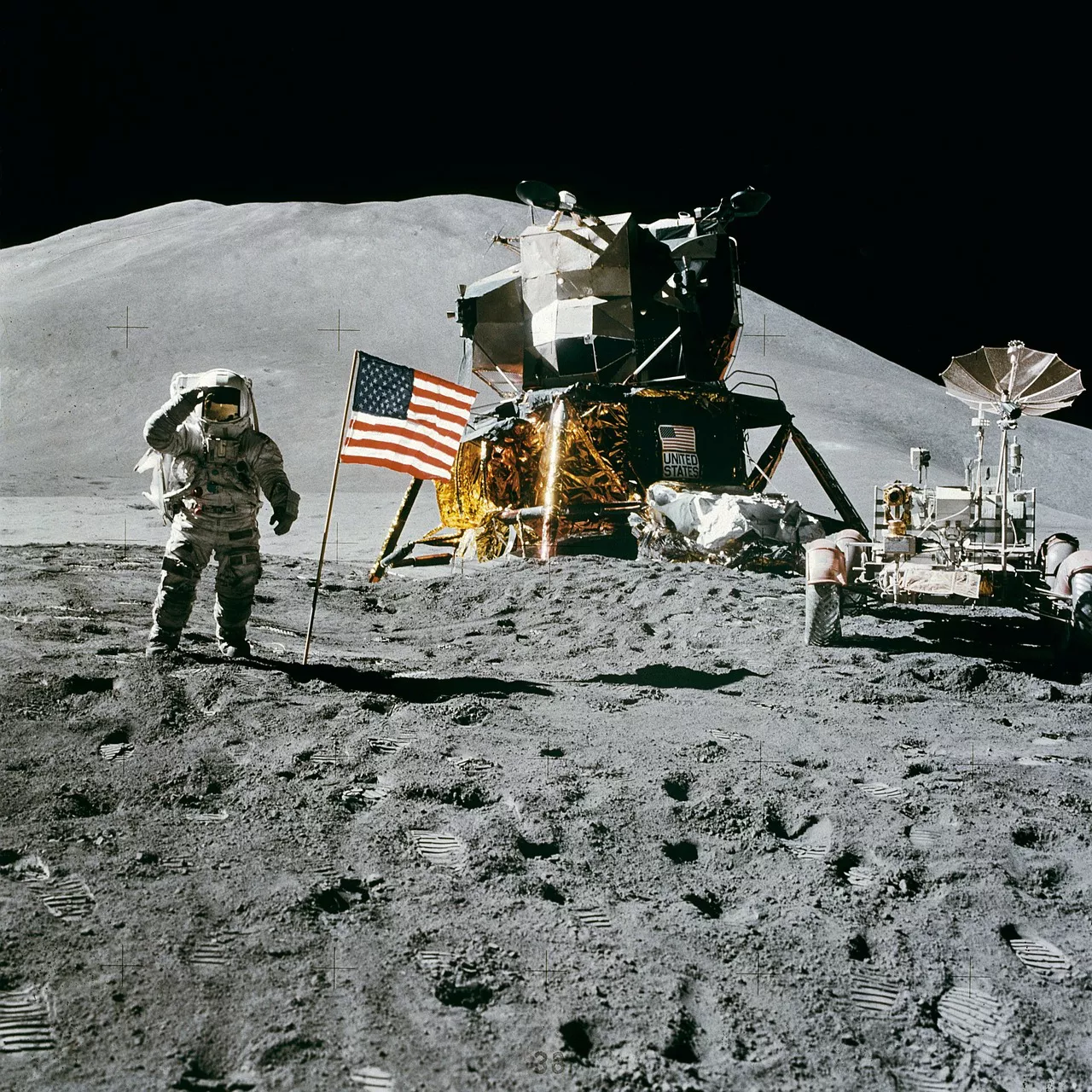 Teorie del complotto lunare: prove e obiezioni